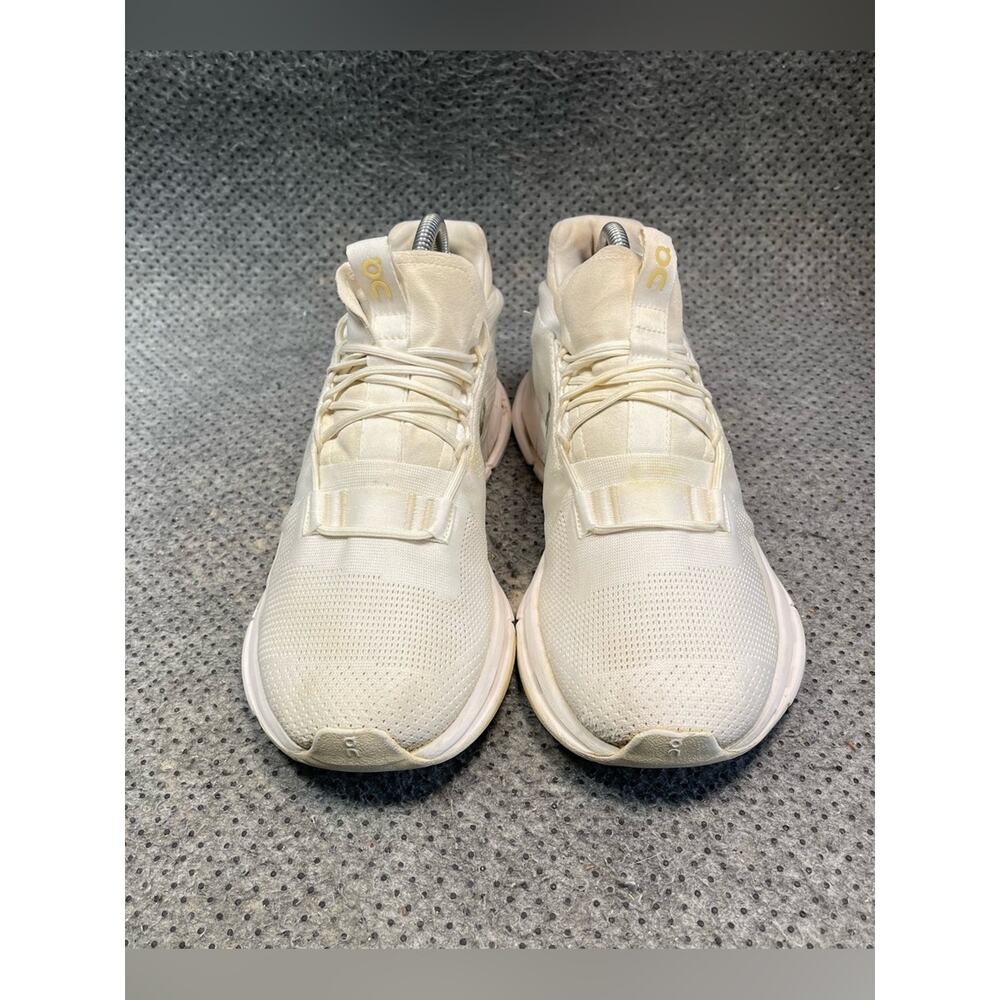 On Cloud Cloudnova White Running Shoes Size 9.5 Women’s - Picture 3 of 10